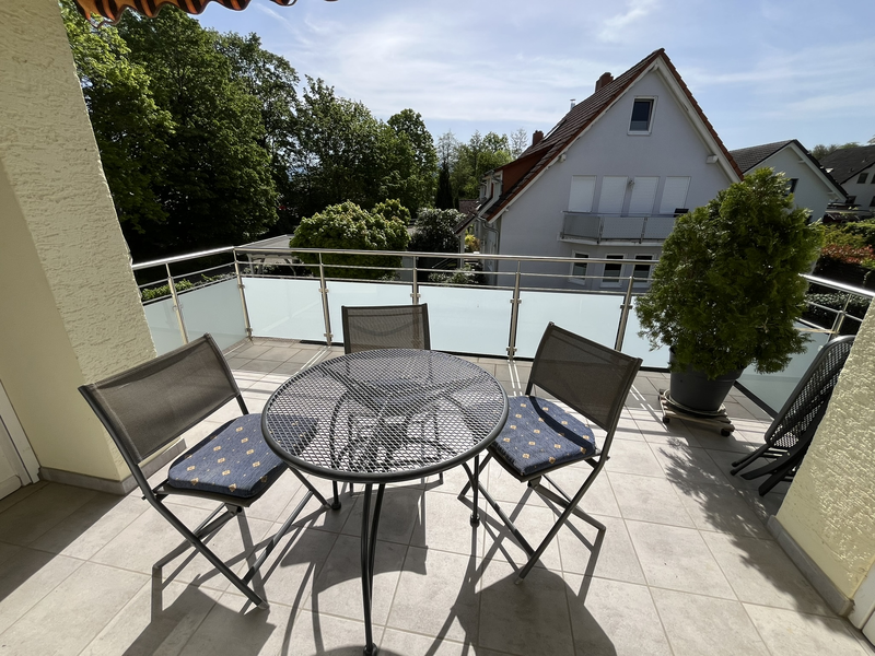 Balkon mit Ausblick im Gästehaus Keller.